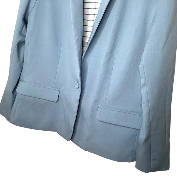 Cupcakes & Cashmere One Button Blazer - Picture 5 of 8